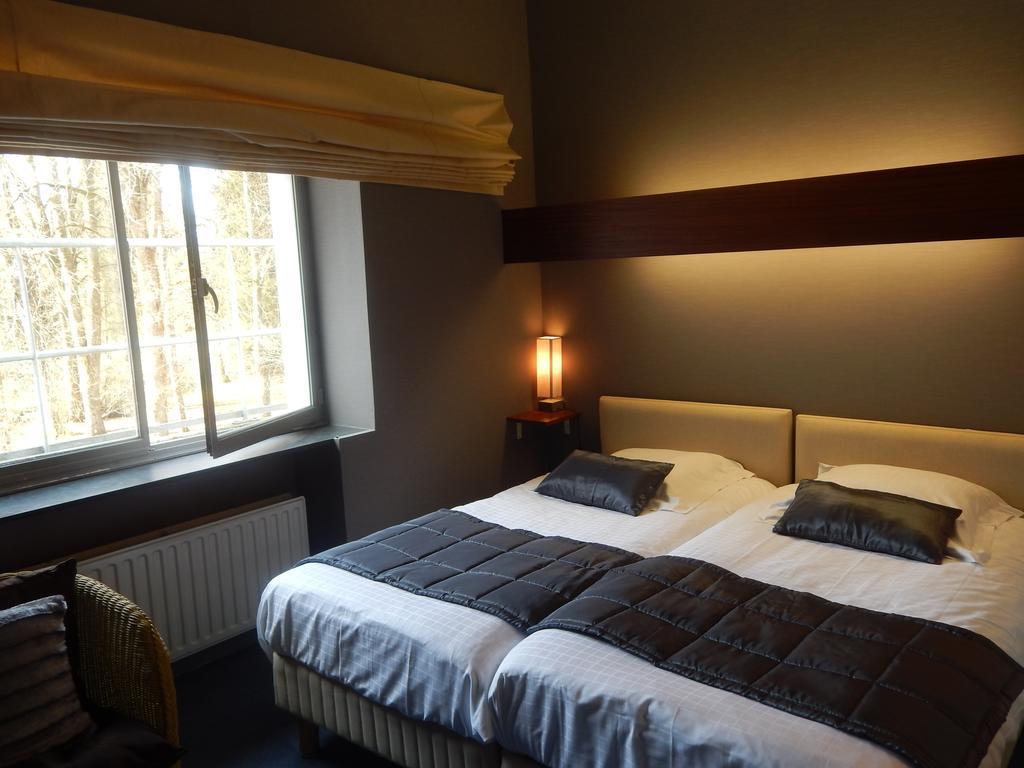 Hotel Le Martin Pecheur Fauvillers Pokoj fotografie